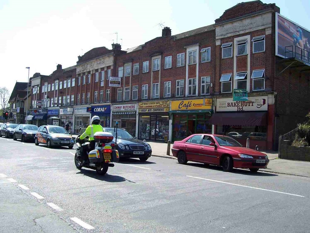 Ruislip Gardens Shops