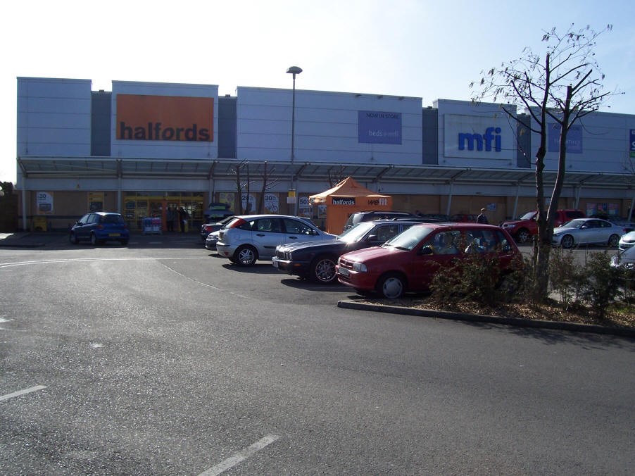 Victoria Road Retail Park South Ruislip 6