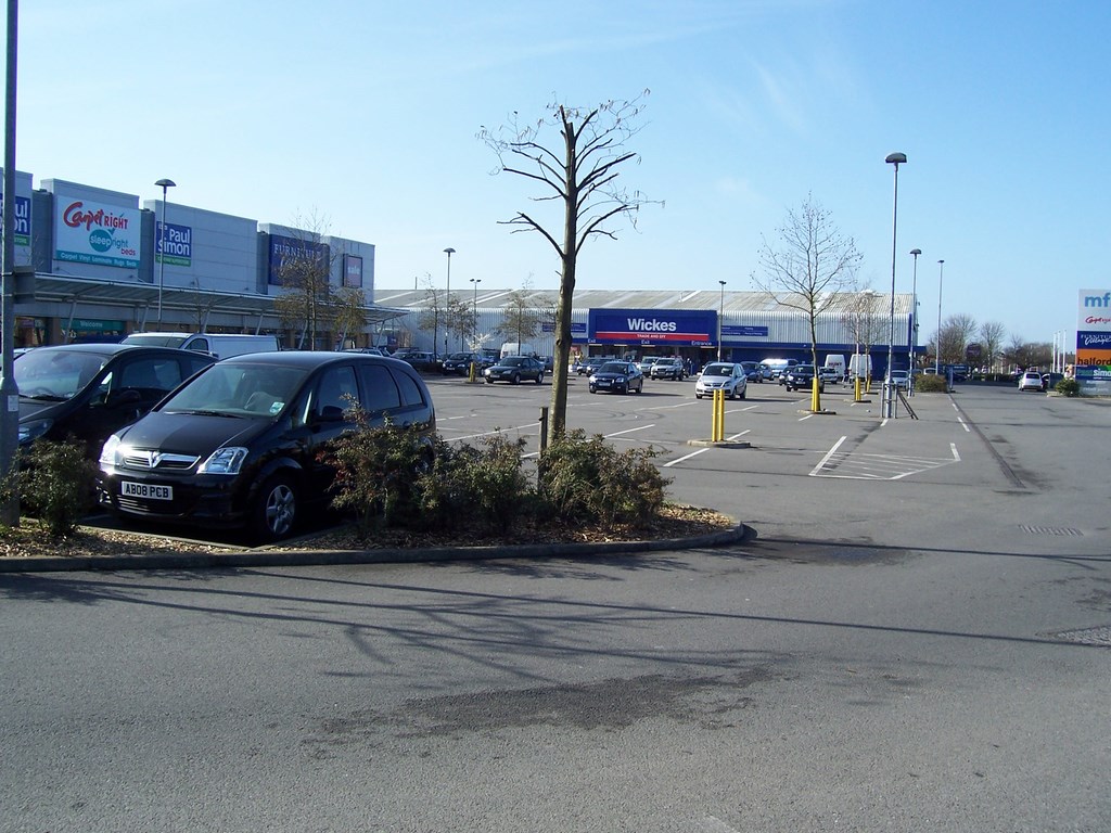 Victoria Road Retail Park South Ruislip 7
