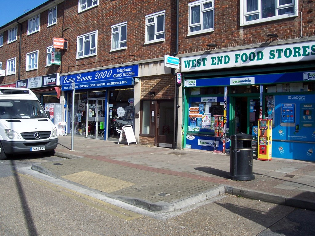 New Pond Parade Shop Ruislip Gardens