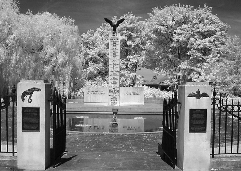 Polish Air Force Memorial 20