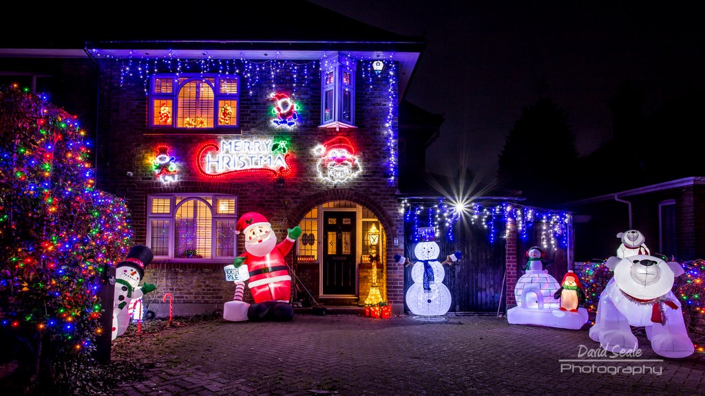 The Christmas Lights A Ruislip House 2020
