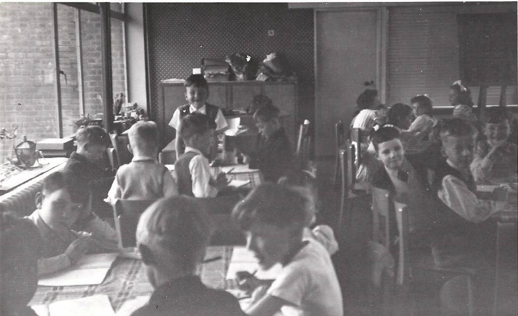 Ruislip Gardens School Classroom 1950 4