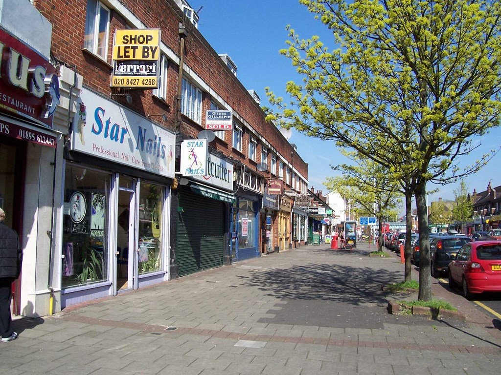 Victoria Road Ruislip Manor 8