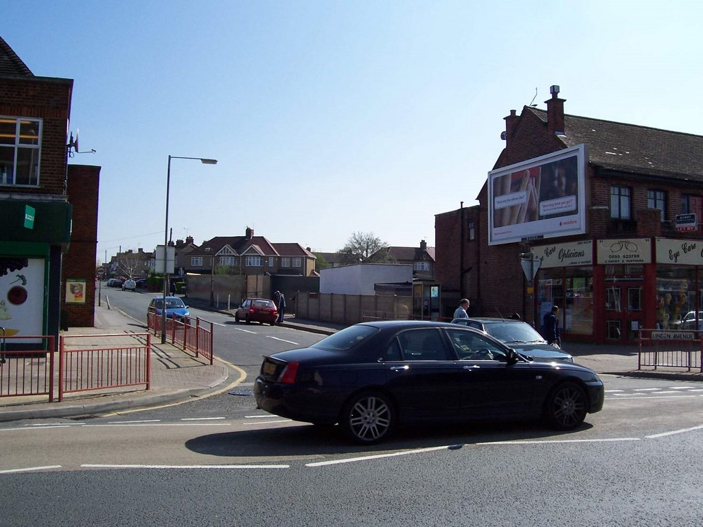 Victoria Road Ruislip Manor 15