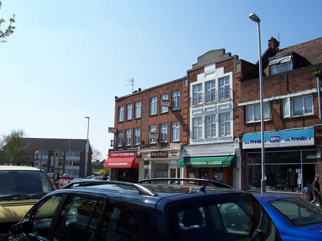 Victoria Road Ruislip Manor 29