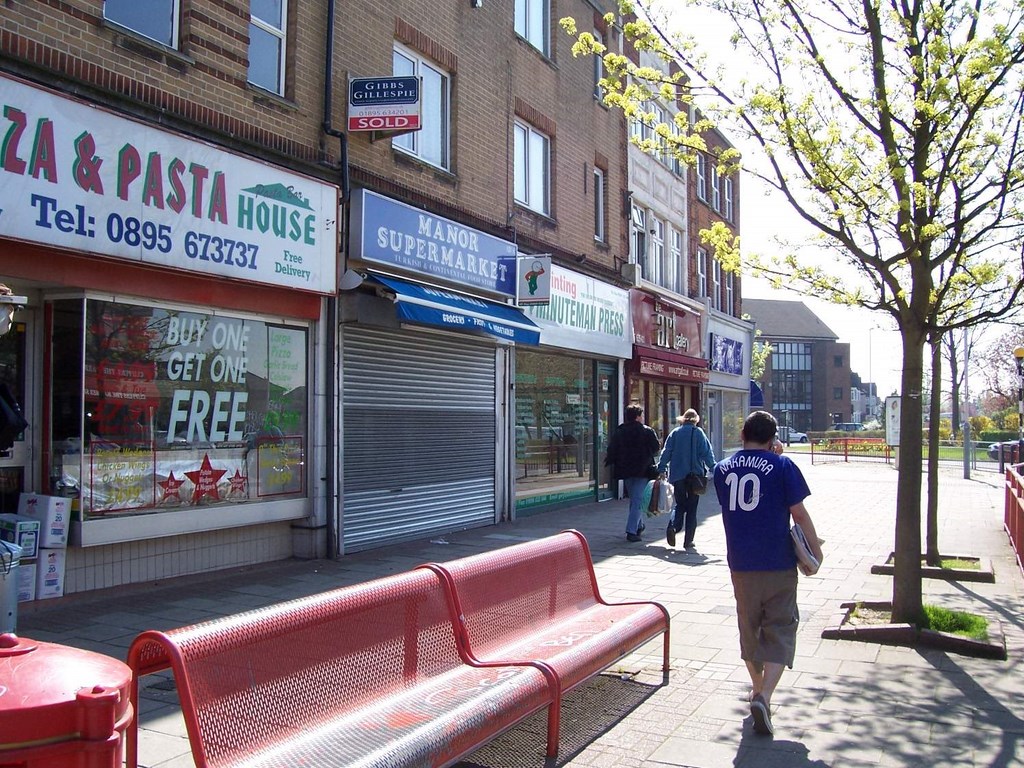 Victoria Road Ruislip Manor 30