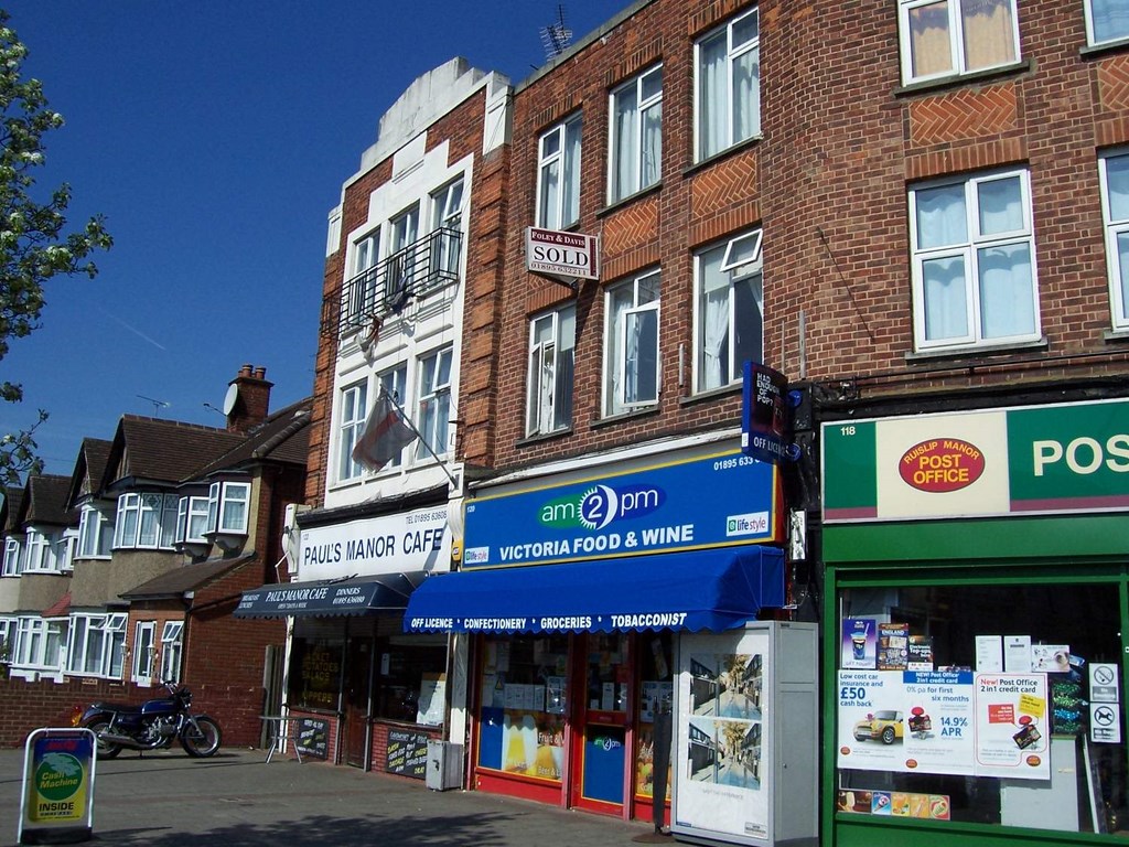 Victoria Road Ruislip Manor 4