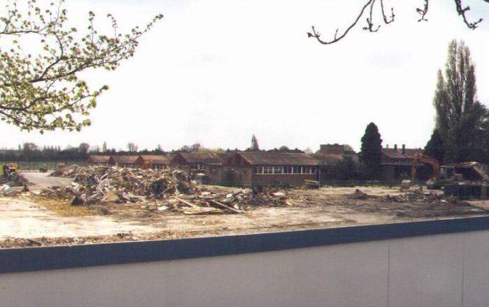 Southbourne School Ruislip Being Demolished 7