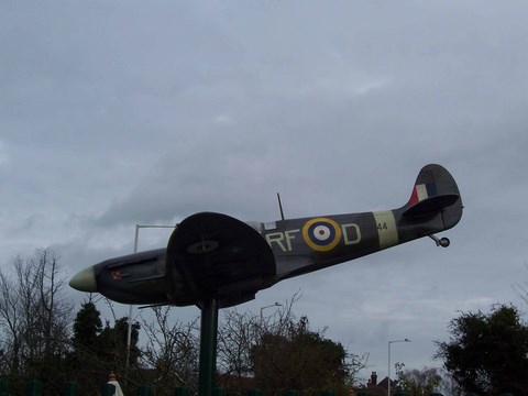 Orchard Hotel War Memorial 6