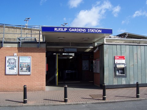 Ruislip Gardens Station