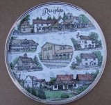 A Ruislip Porcelain Plate 